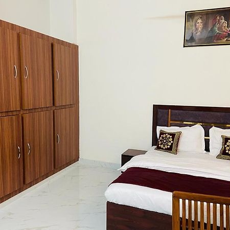 Zora Park Hotel Visakhapatnam Buitenkant foto