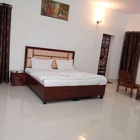 Zora Park Hotel Visakhapatnam Buitenkant foto