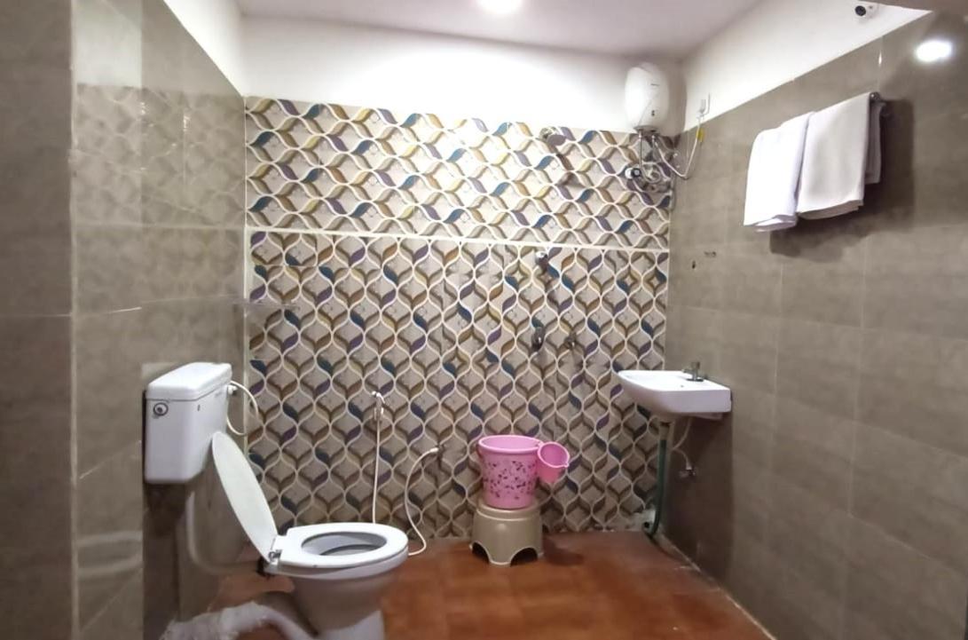 Zora Park Hotel Visakhapatnam Buitenkant foto