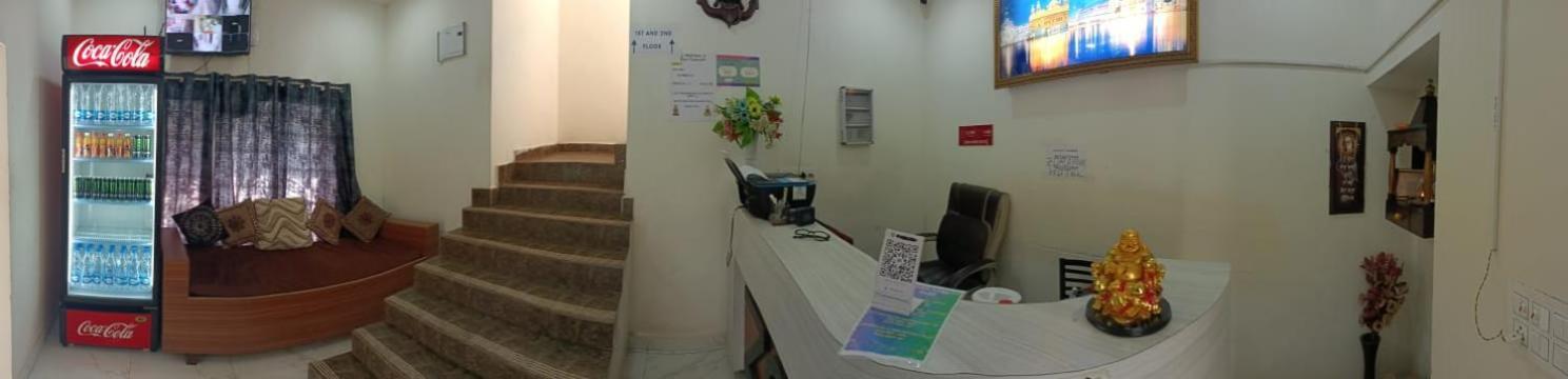 Zora Park Hotel Visakhapatnam Buitenkant foto