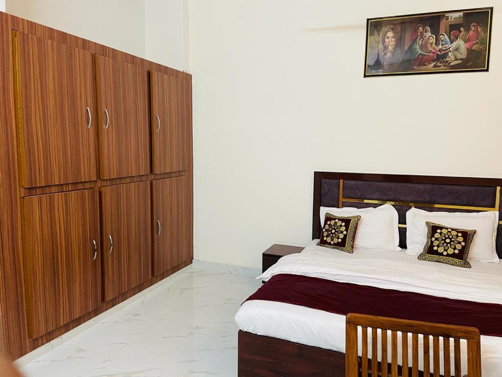 Zora Park Hotel Visakhapatnam Buitenkant foto